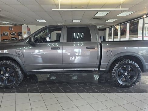Used 2014 RAM 1500 Express AWD/4WD image 2