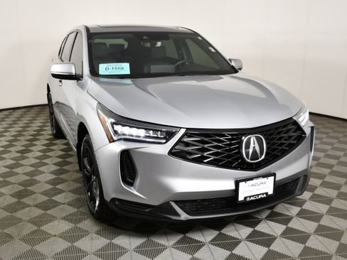 Certified 2025 Acura RDX SH-AWD image 3