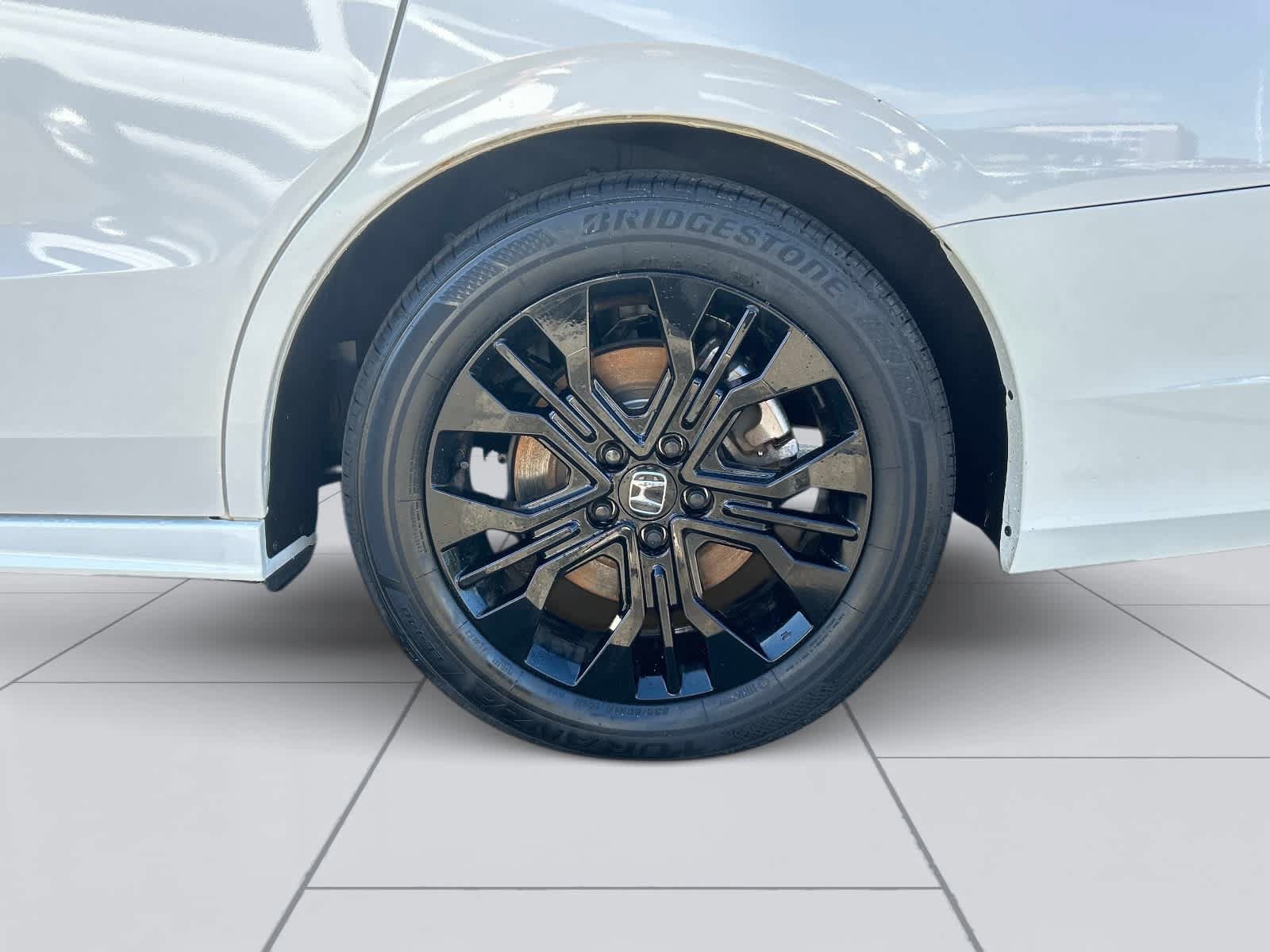 Used 2025 Honda Odyssey Sport-L image 10
