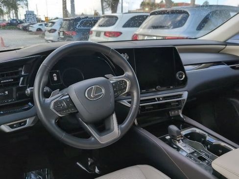 Used 2023 Lexus RX 350 FWD image 8