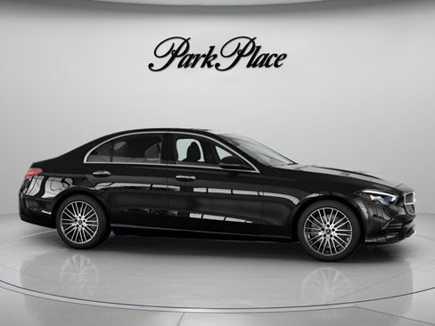Used 2026 Mercedes-Benz C 300 4MATIC Sedan image 29
