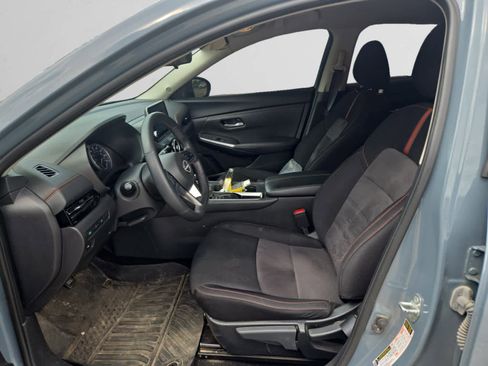 Used 2024 Nissan Sentra SR FWD image 9