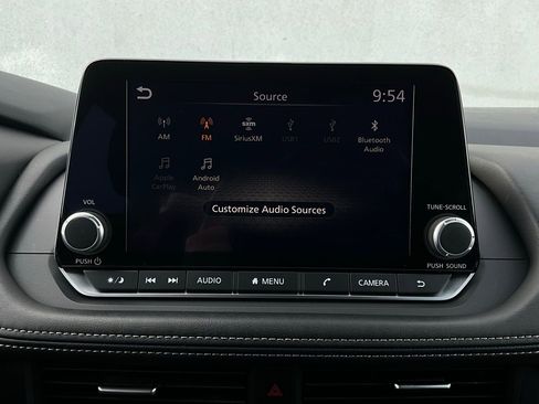 Used 2025 Nissan Rogue SV image 29