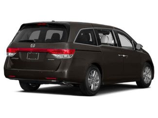 Used 2015 Honda Odyssey Touring video 2