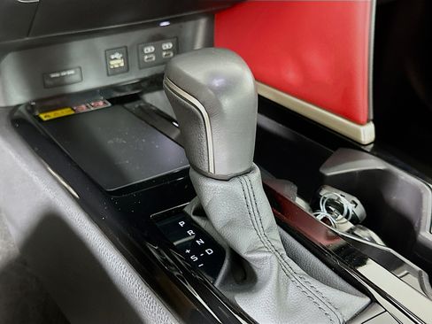 Used 2025 Toyota Camry XSE FWD image 24