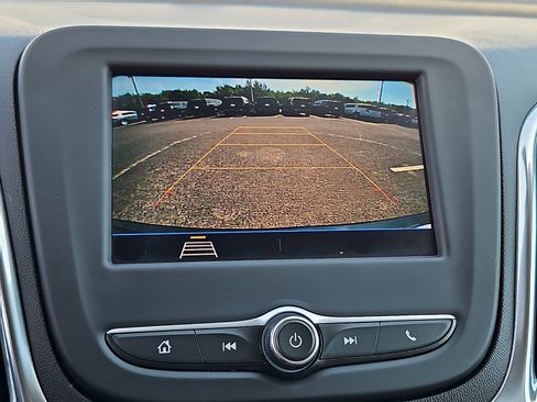 Certified 2020 Chevrolet Equinox LS w/ LS Convenience Package FWD image 18