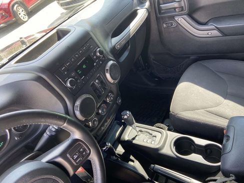 Used 2016 Jeep Wrangler Unlimited Sport w/ Quick Order Package 24S image 26