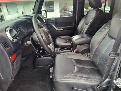 Used 2014 Jeep Wrangler Unlimited Rubicon image 19