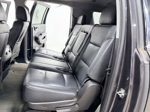Used 2015 GMC Yukon XL SLE w/ Convenience Package RWD image 24