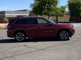 Used 2023 Jeep Grand Cherokee Overland video 2