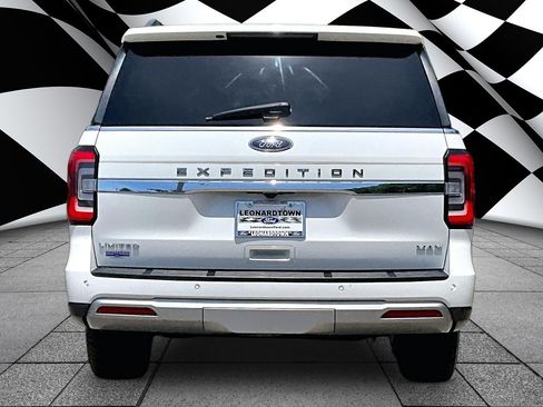 Used 2023 Ford Expedition Max Limited AWD/4WD image 4