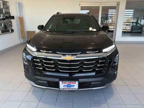 Used 2025 Chevrolet Equinox LT image 5