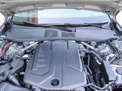 Used 2025 Audi A5 2.0T Premium Plus w/ Premium Plus AWD/4WD image 28