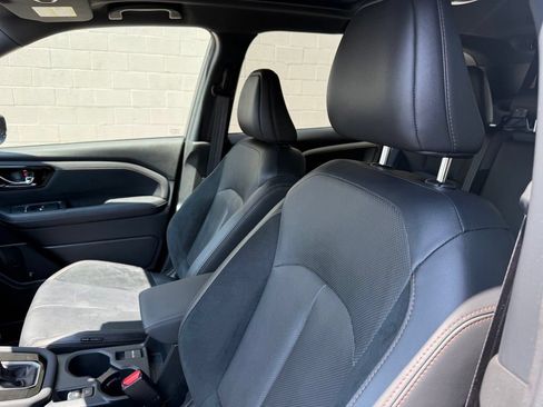 Used 2025 Subaru Forester Touring w/ Protection Package AWD/4WD image 25