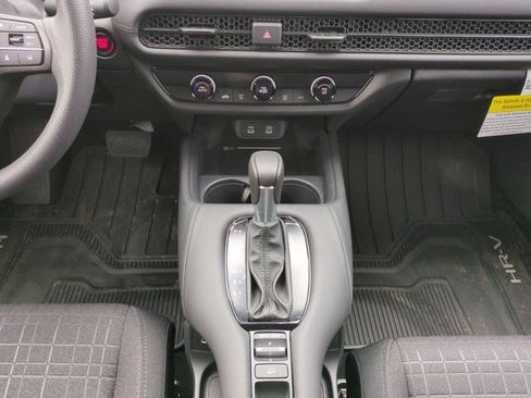 New 2027 Honda HR-V LX image 17
