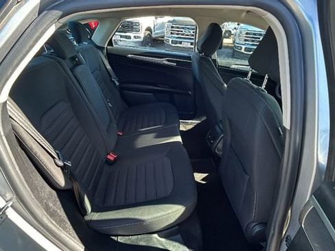 Used 2020 Ford Fusion SE image 13