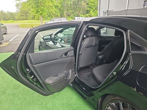 Used 2019 Honda Civic Sport image 38