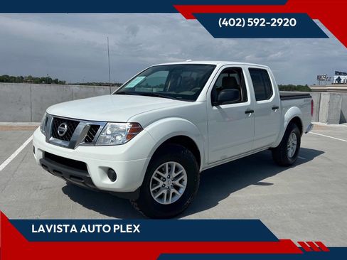 Used 2016 Nissan Frontier SV RWD image 1