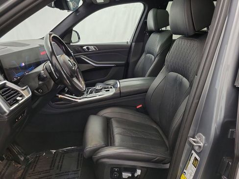 Used 2024 BMW X7 M60i w/ Executive Package AWD/4WD image 8