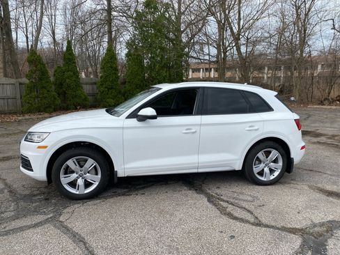 Used 2018 Audi Q5 2.0T Premium image 2