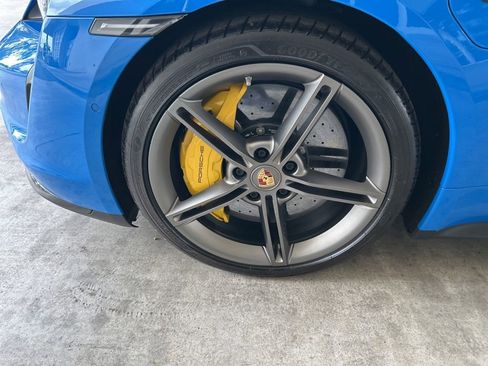 Used 2022 Porsche Taycan Turbo S w/ Premium Package image 17