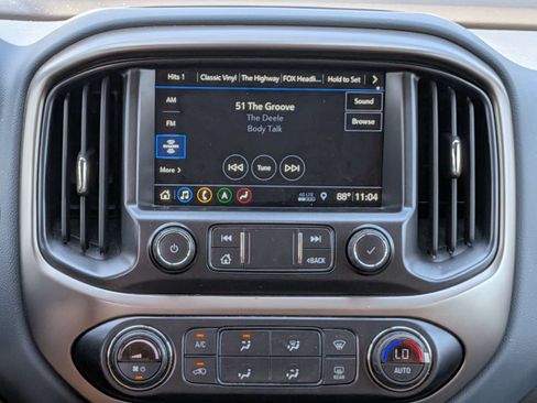 Used 2021 Chevrolet Colorado Z71 w/ LPO, Power Package AWD/4WD image 15