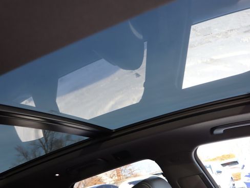 Used 2023 Audi SQ5 Premium Plus w/ Premium Plus Package image 14