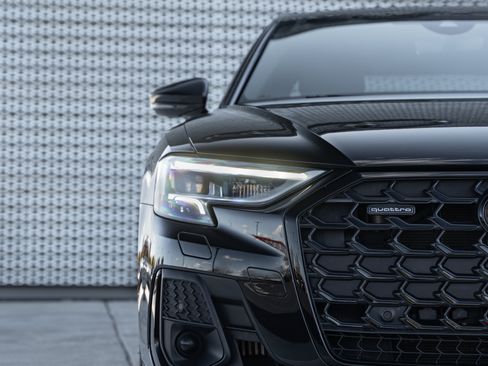 Certified 2022 Audi A8 L 3.0T w/ Executive Package image 41