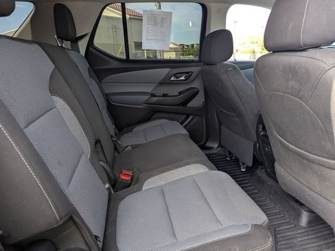 Used 2018 Chevrolet Traverse LT AWD/4WD image 31