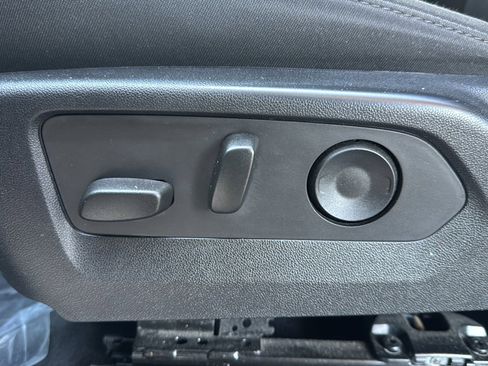 Used 2023 Chevrolet Colorado Trail Boss w/ Advanced Trailering Package image 13