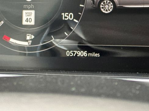 Used 2022 Land Rover Range Rover Sport HSE Silver Edition image 35