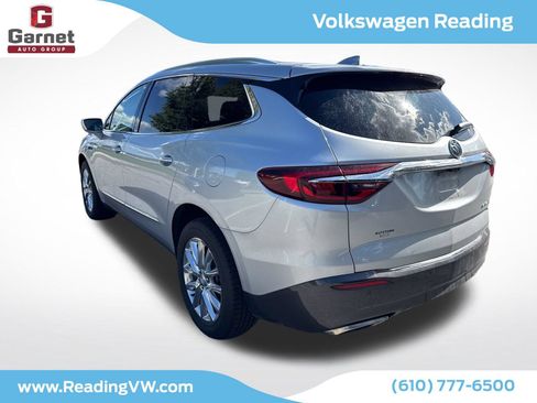 Used 2019 Buick Enclave Premium AWD/4WD image 3