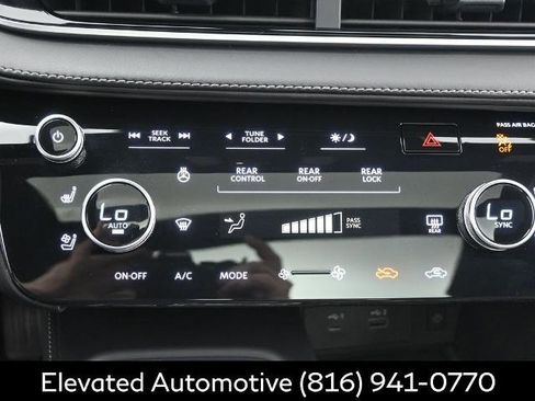 Certified 2025 INFINITI QX60 Luxe w/ Black Edition AWD/4WD image 26