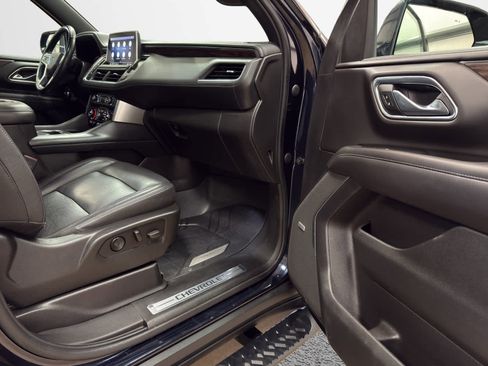 Used 2021 Chevrolet Tahoe Z71 w/ Z71 Signature Package image 29