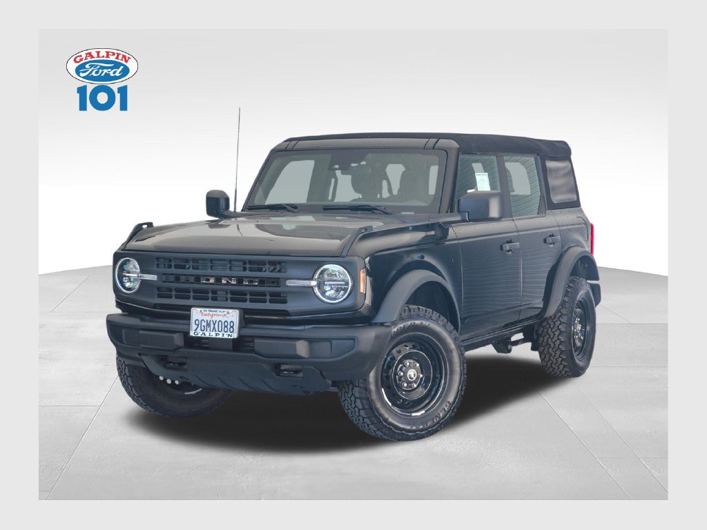 Used 2023 Ford Bronco 4-Door AWD/4WD image 1