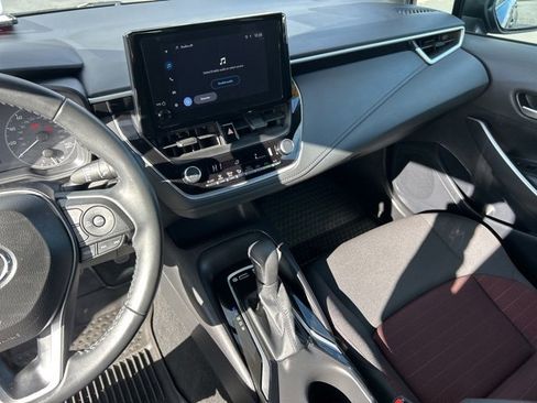 Used 2025 Toyota Corolla SE image 28