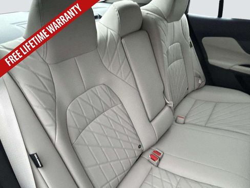 New 2026 Nissan Sentra SL w/ Floor Mat Package FWD image 21