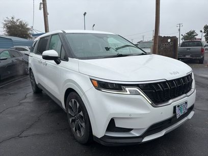 Used 2024 Kia Carnival EX