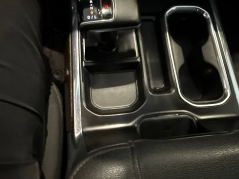 Used 2023 GMC Sierra 1500 Elevation w/ Preferred Package AWD/4WD image 28