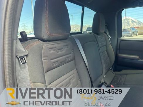 Used 2023 Nissan Frontier PRO-4X AWD/4WD image 15