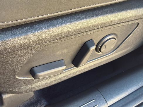 New 2026 Kia Sorento SX image 11