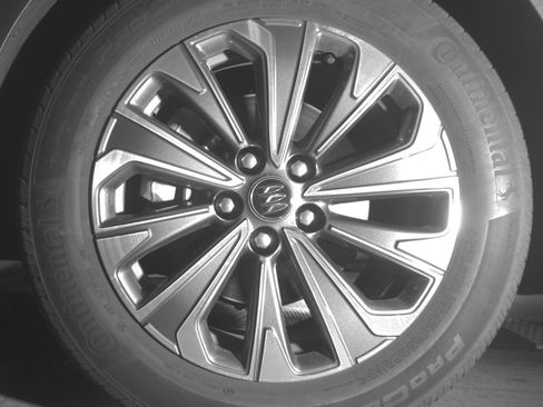 Used 2024 Buick Envision Preferred AWD/4WD image 12