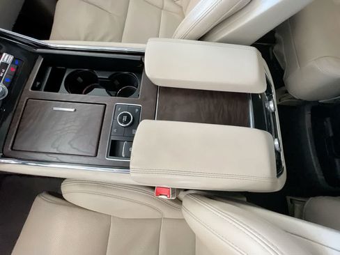 Used 2020 Lincoln Navigator Reserve w/ Luxury Package AWD/4WD image 21