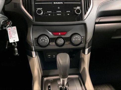 Used 2023 Subaru Forester image 32