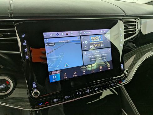 Used 2022 Jeep Wagoneer Series III image 26