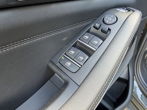 New 2026 BMW X5 sDrive40i w/ M Sport Package image 16