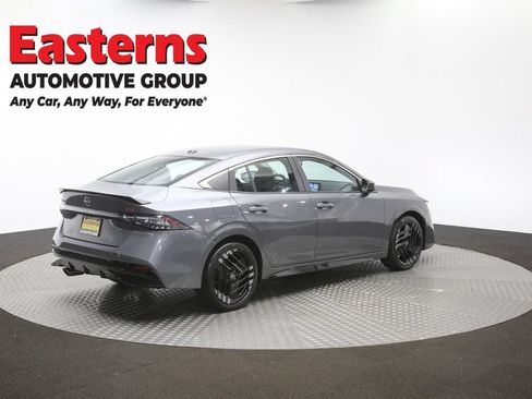 Used 2026 Nissan Sentra SR w/ Floor Mat Package FWD image 39