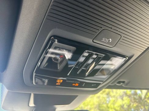 New 2026 Volkswagen Tiguan SE R-Line FWD image 66