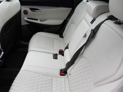 Used 2019 INFINITI QX50 Essential w/ Sensory Package image 35