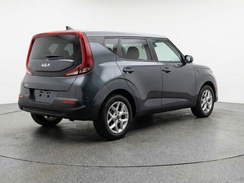 Used 2025 Kia Soul LX w/ LX Technology Package image 6